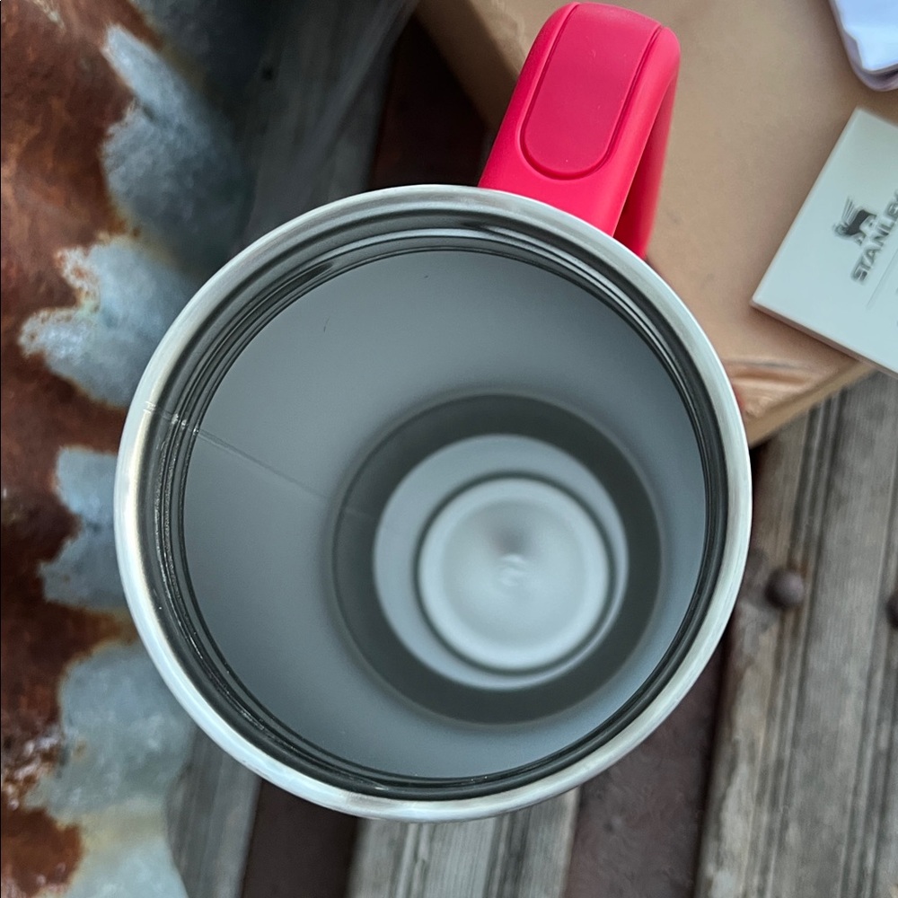 Stanley 40oz Red Delicious Tumbler Stanley and Elf Cosmetics Exclusively - NWT - Picture 12 of 16